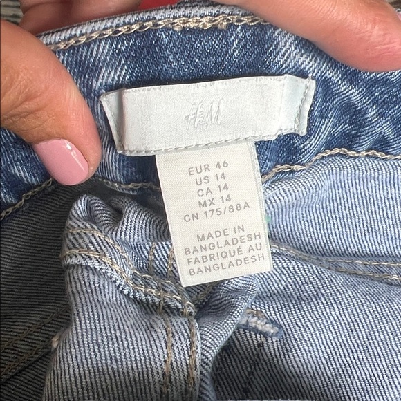 H&M TAPERED HIGH-WAIST ANKLE JEANS - Picture 7 of 8